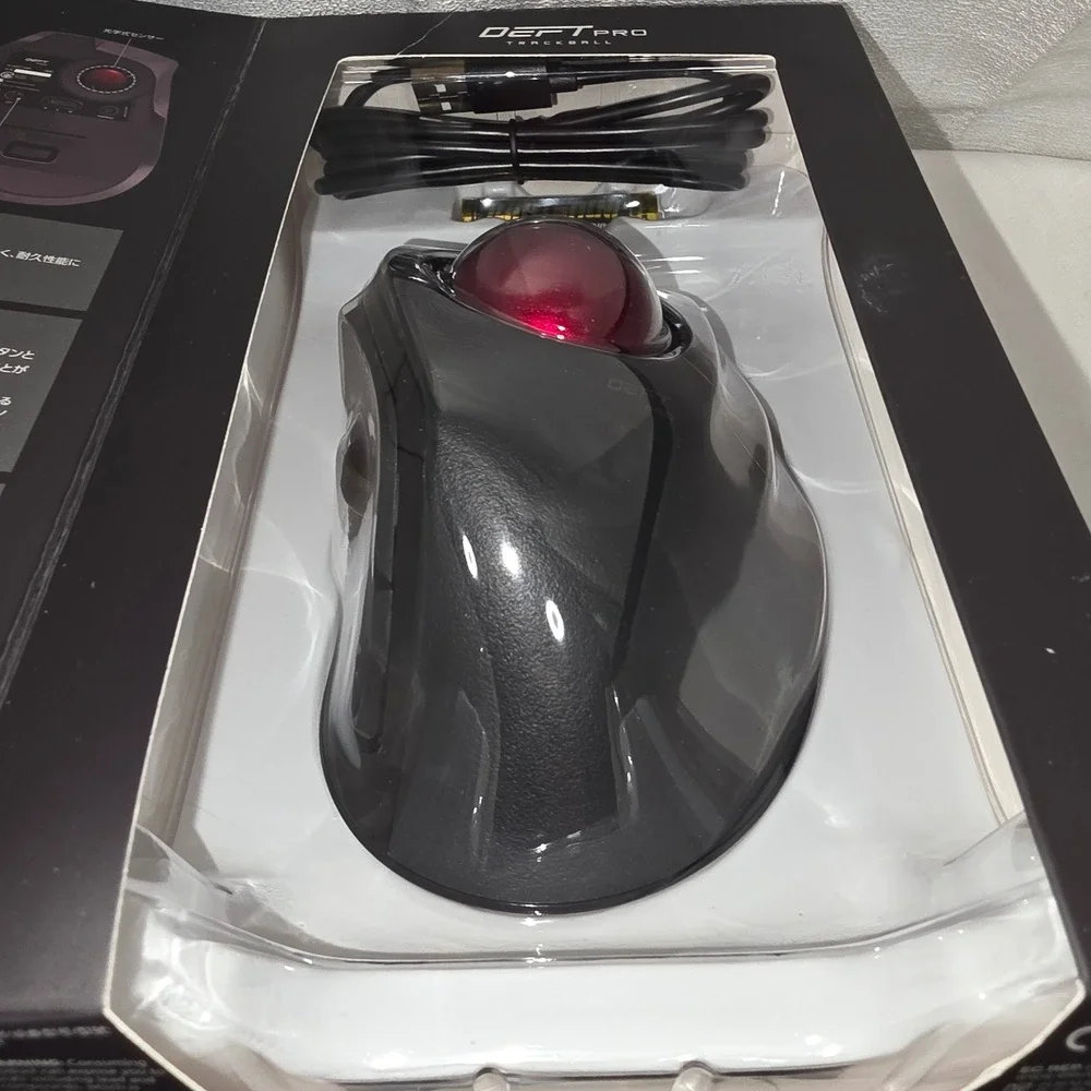 Elecom Deft Pro Wired Wireless Bluetooth Trackball Mouse M-DPT1MRBK Black‎